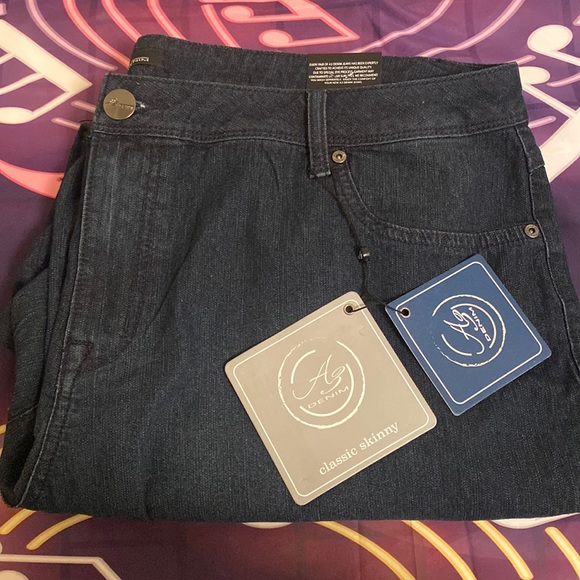 Brand new plus size jeans!! - Picture 1 of 2